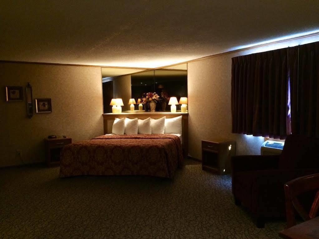 Travelodge By Wyndham Motel Of St Cloud Saint Cloud Eksteriør bilde